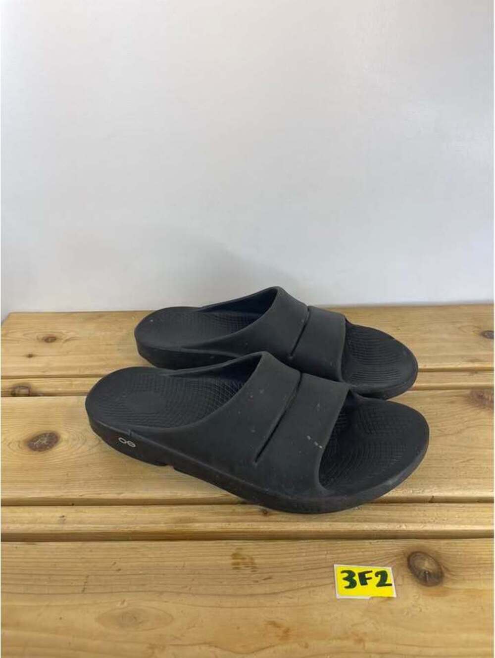 OOFOS OOahh Slide Sandals Size M14 W16